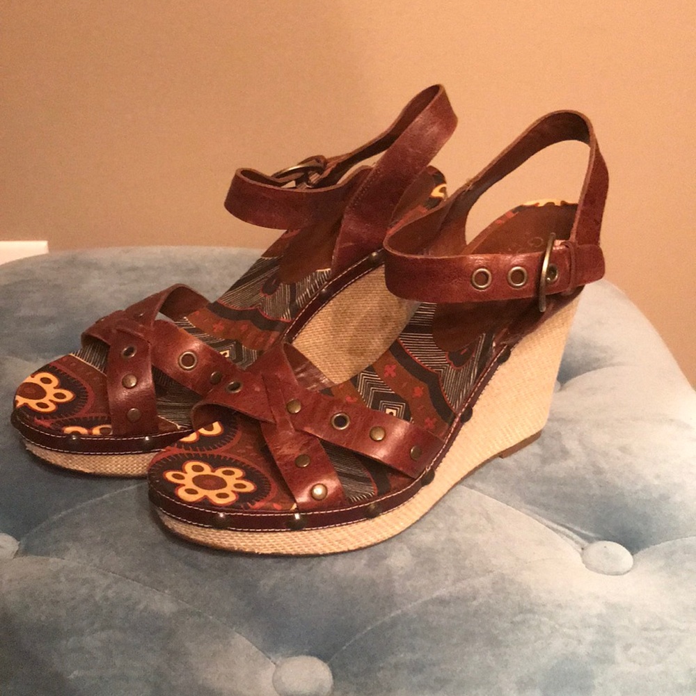 Guess Espadrille Sandal.